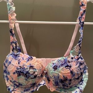 Lacy VS Pink Bra